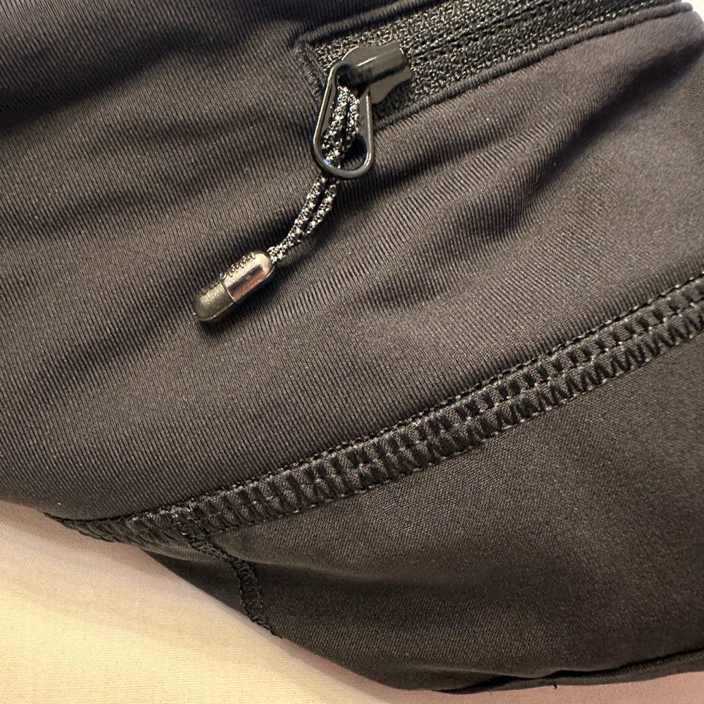 #3 Lululemon Black Speed Short 2.5”*LR Size 4 - Picture 8 of 10